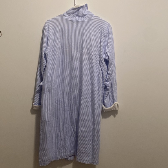 Ralph Lauren Blue and White Striped house coat - Picture 6 of 7